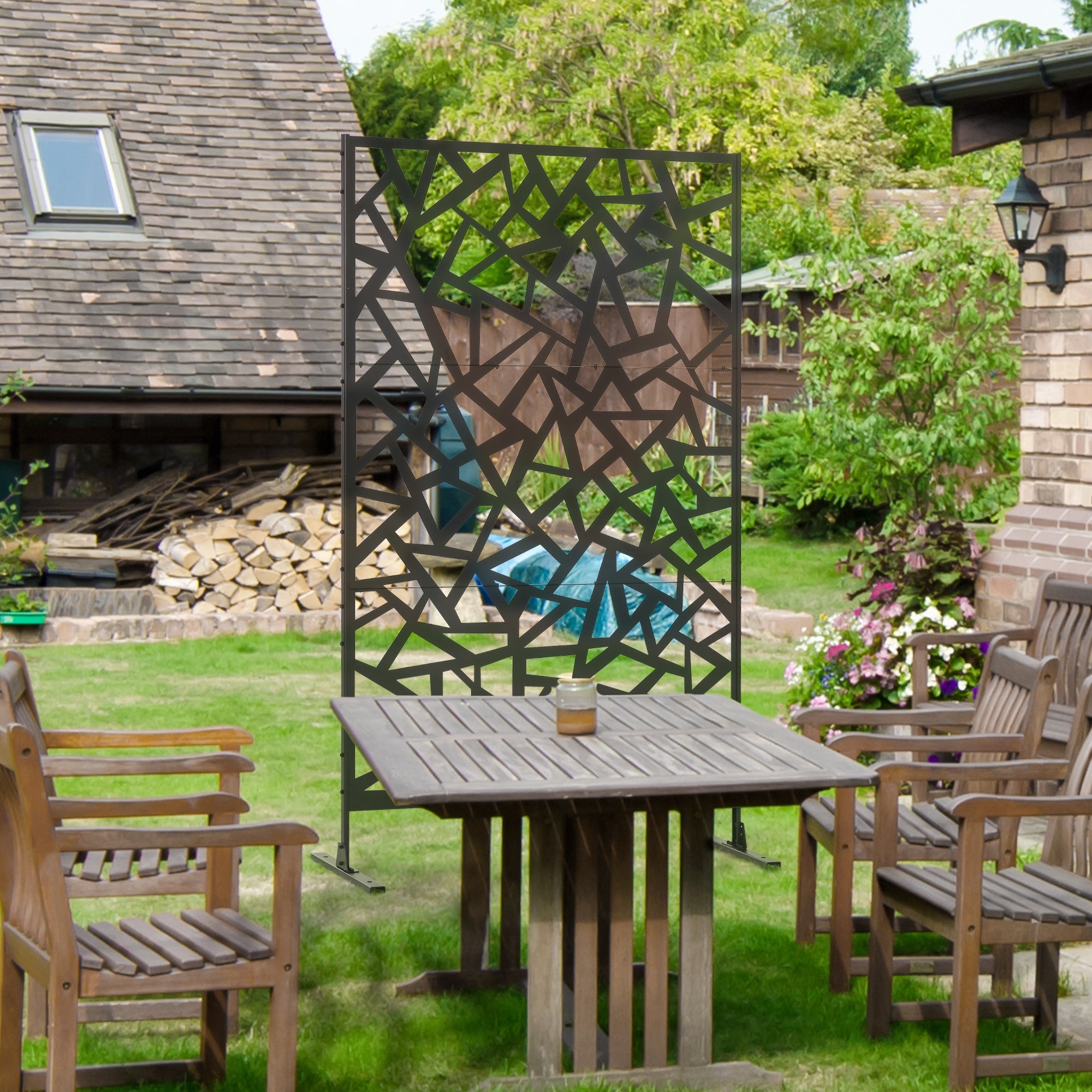 Outsunny Metal Outdoor Privacy Screen Decorative Divider with Stand Ground Stakes for Garden Backyard Black