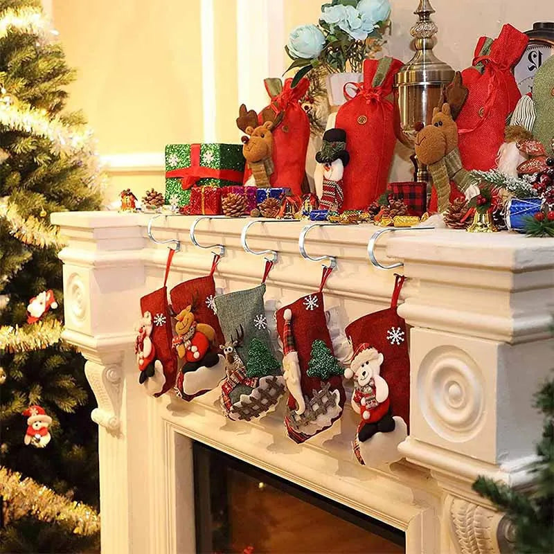 4Pcs Christmas Stocking Holders for Mantle Clip Fireplace Hooks Hanger Stocking Scrolls for Party Christmas Decoration Supplies