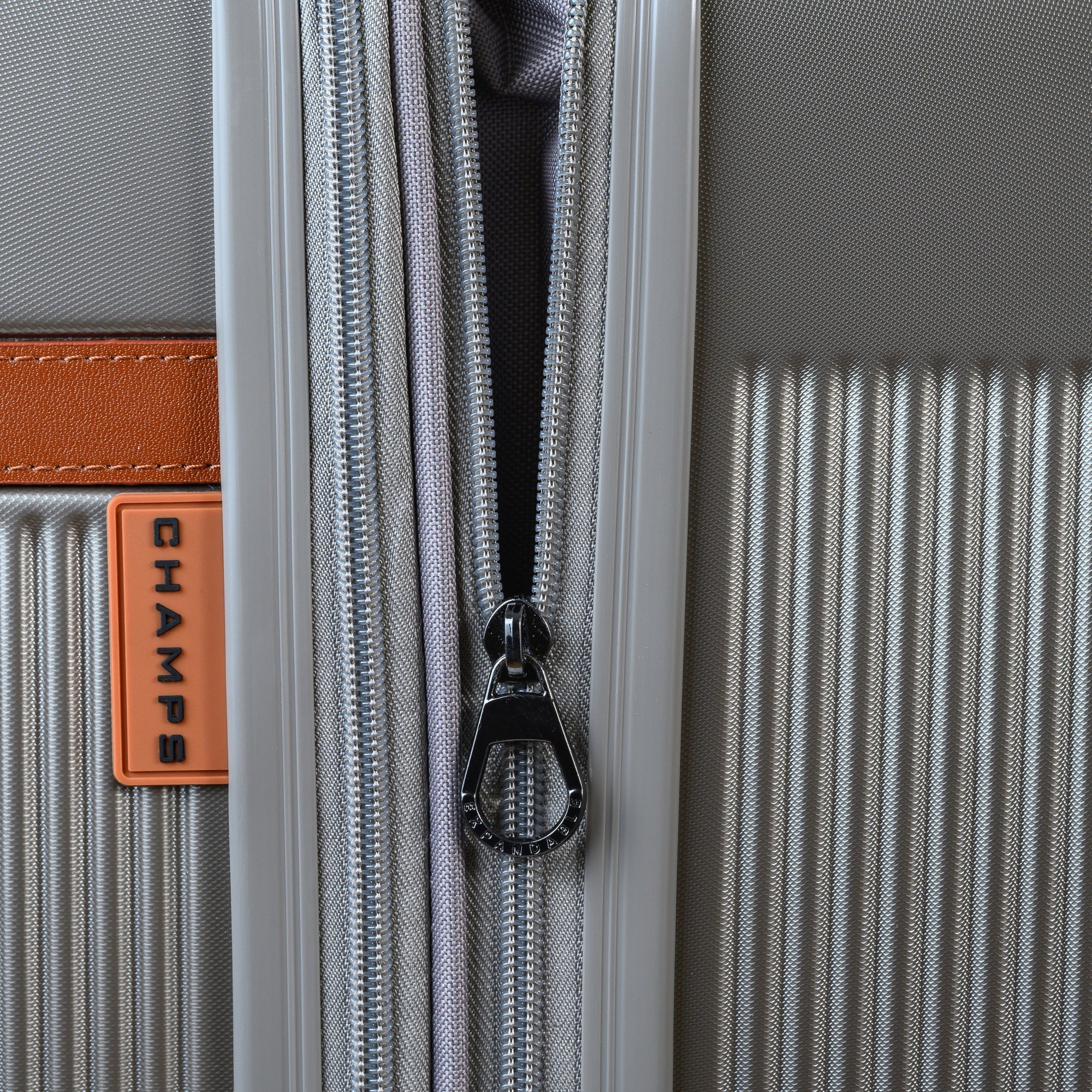 Vintage Air / 3-Piece Luggage Set