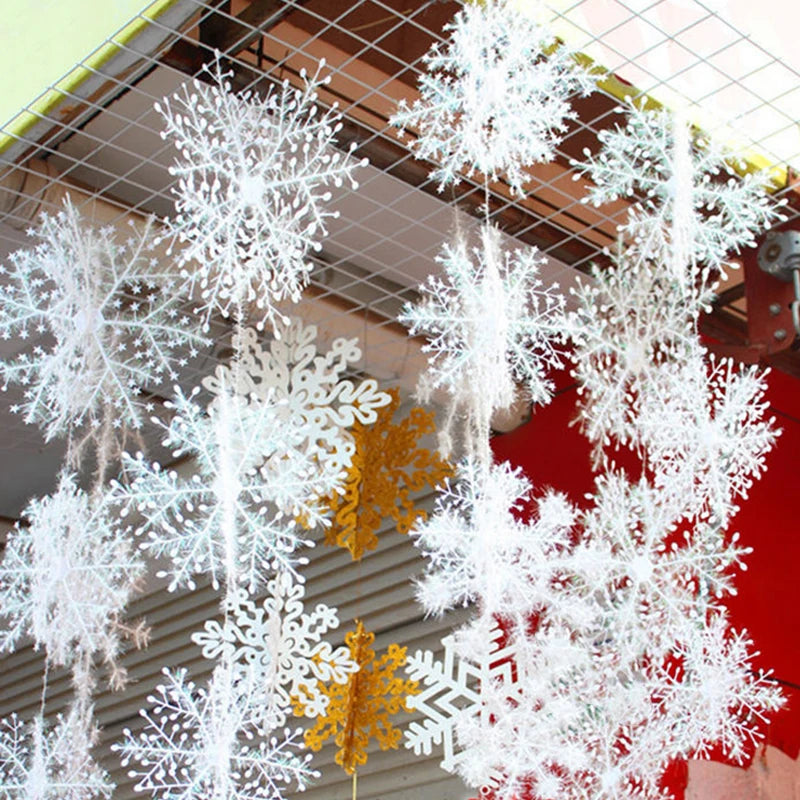 30PCS Christmas Snowflakes Plastic Brushed Snowflakes Christmas Decoration Snowflakes Christmas Tree Decoration Supplies