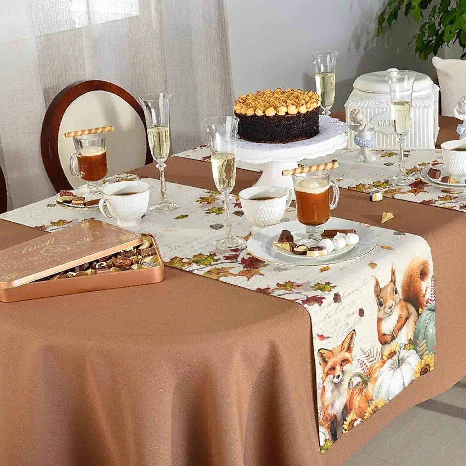 Autumn Fox Squirrel Maple Leaf Linen Table Runner Fall Dresser Scarf Kitchen Dining Table Decor Washable Thanksgiving Decoration