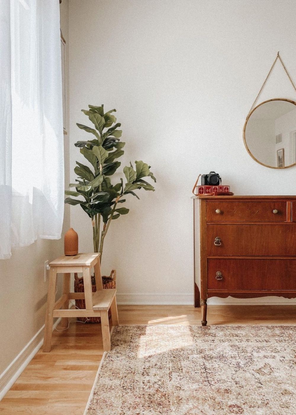 Piña Artificial Fiddle Leaf Potted Plant 5'