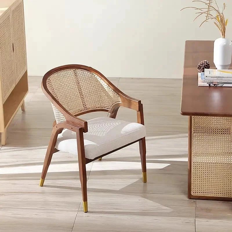 Hinata Chair