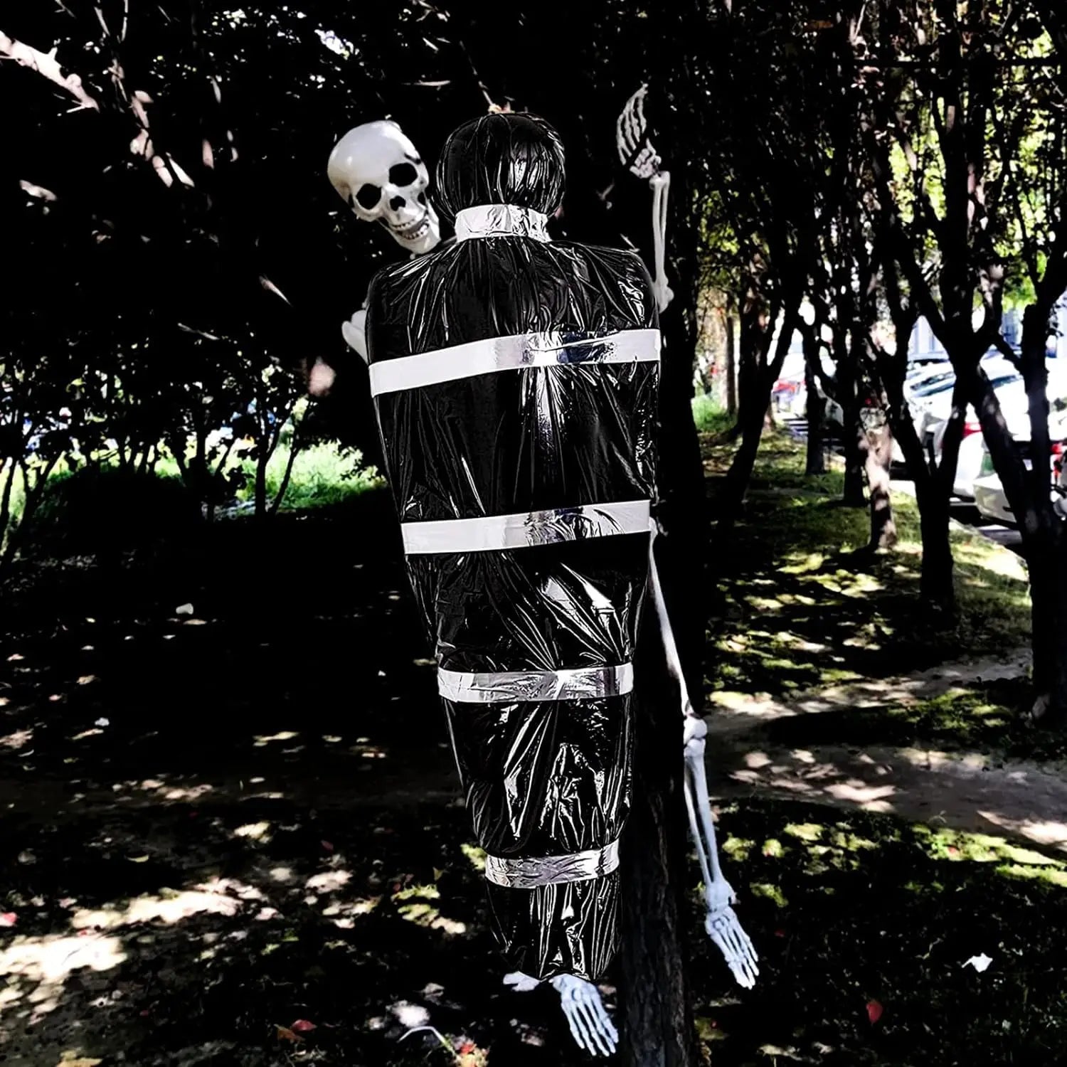 Halloween Corpse Props Horror Bloody Body Bag Haunted House Hanging Decoration Set Outdoor Patio Scary Shroud Decoration