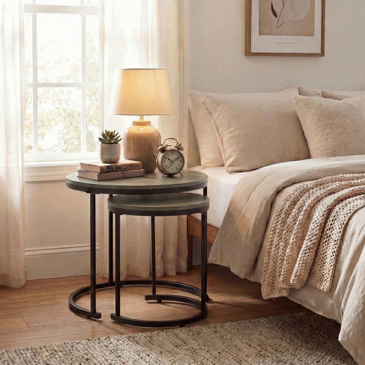 Set of 2 Modern Round Stacking Nesting Coffee Tables-Oak