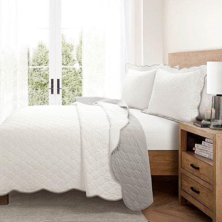 Full/Queen White Grey Scalloped Edge Reversible Thin Light Quilt Set - Free Shipping