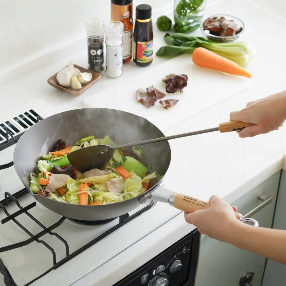 Yoshikawa Cook-Pal Titanium Wok 30cm | Japanese Titanium Cookware