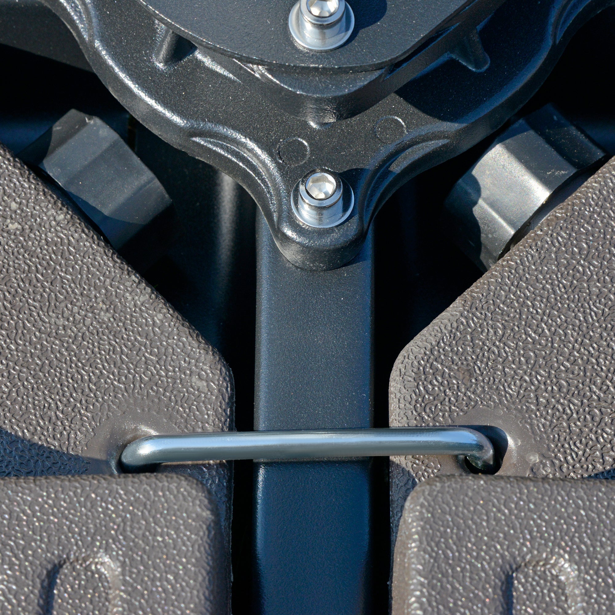 Outsunny Cantilever Umbrella Base: 4-Piece Circular Water/Sand Fillable Stand with Carry Handles