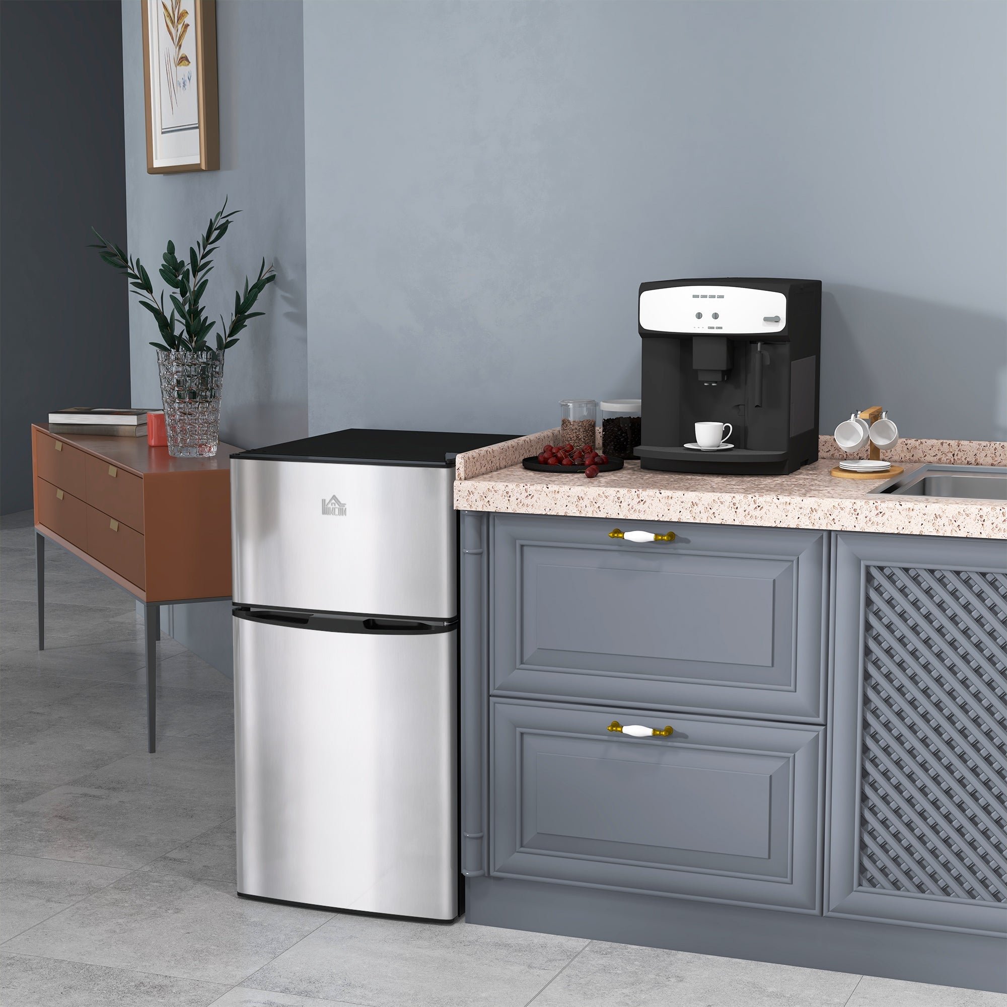 HOMCOM 3.2 Cu Ft Compact Refrigerator, Mini Fridge with Freezer, Adjustable Shelves and Reversible Doors for Bedroom, Silver