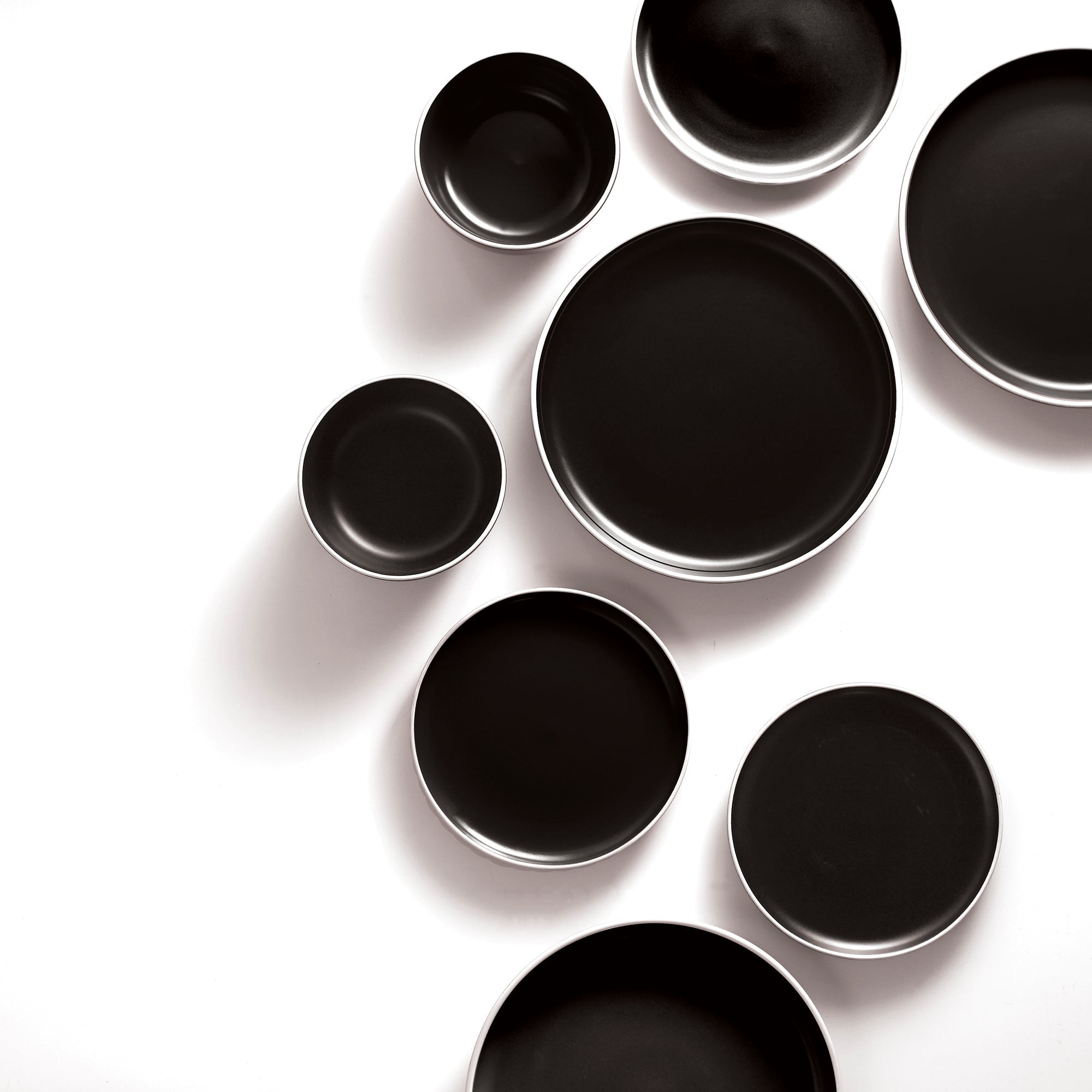 Dinnerware Set 12 Piece 2 Tone Cylinder Black, Service for 4