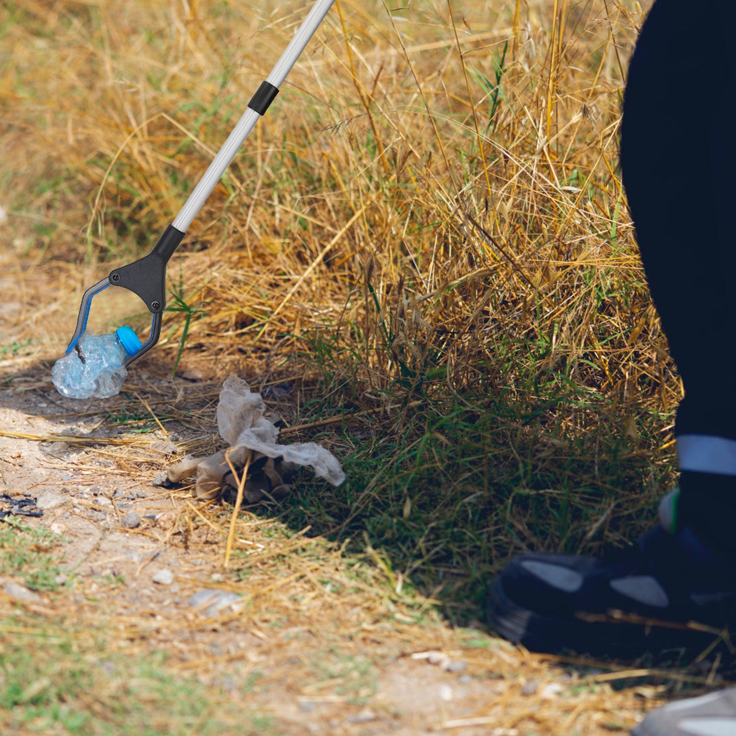 2 Pack 31.5” Folding Grabber Pick up Reaching Tool Hand Grip Heavy Duty Aid Trash Stick Litter Picker