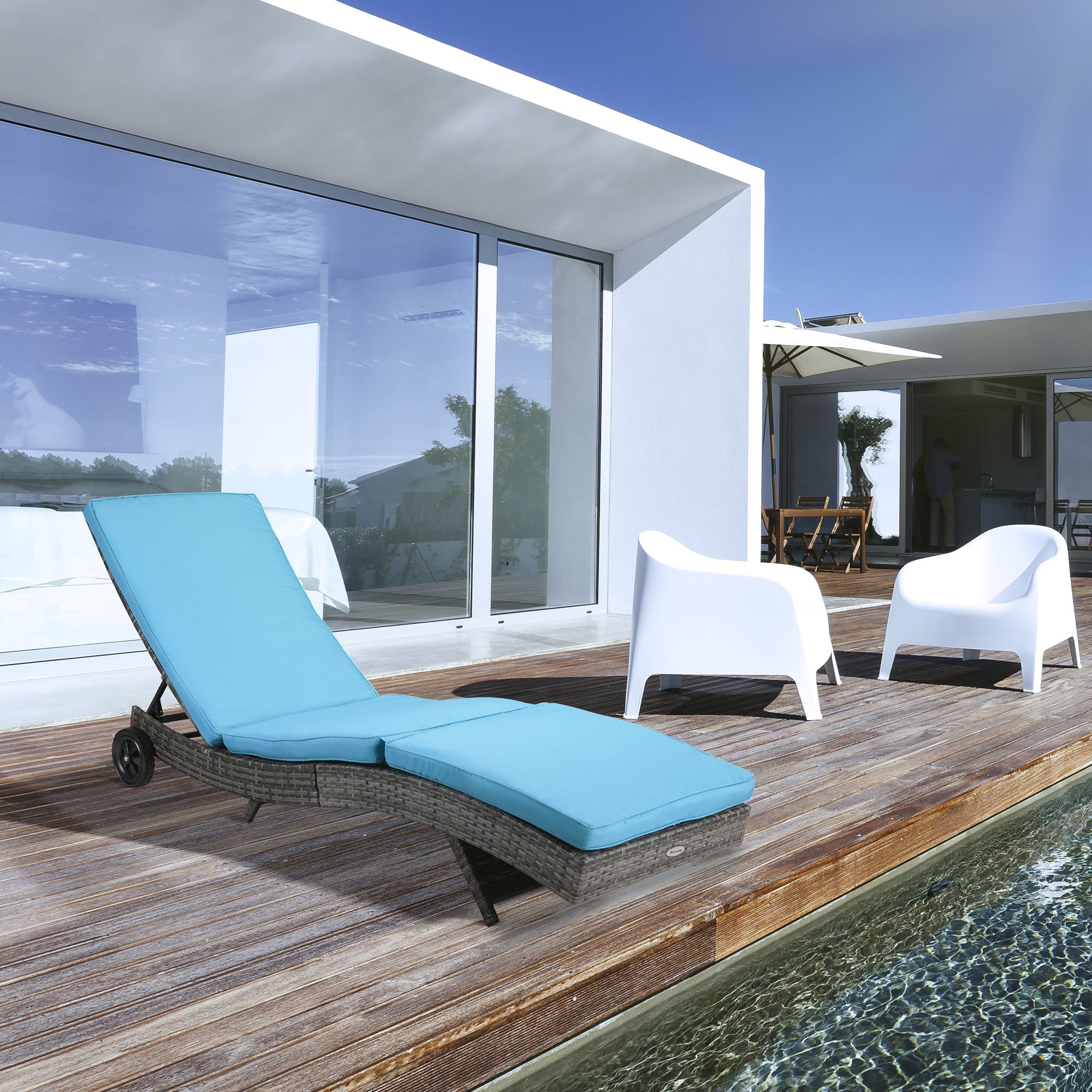 Outsunny Wicker Chaise Lounge Outdoor Adjustable 5-Level Backrest S-Shape Rattan Lounger with Cushion Wheels