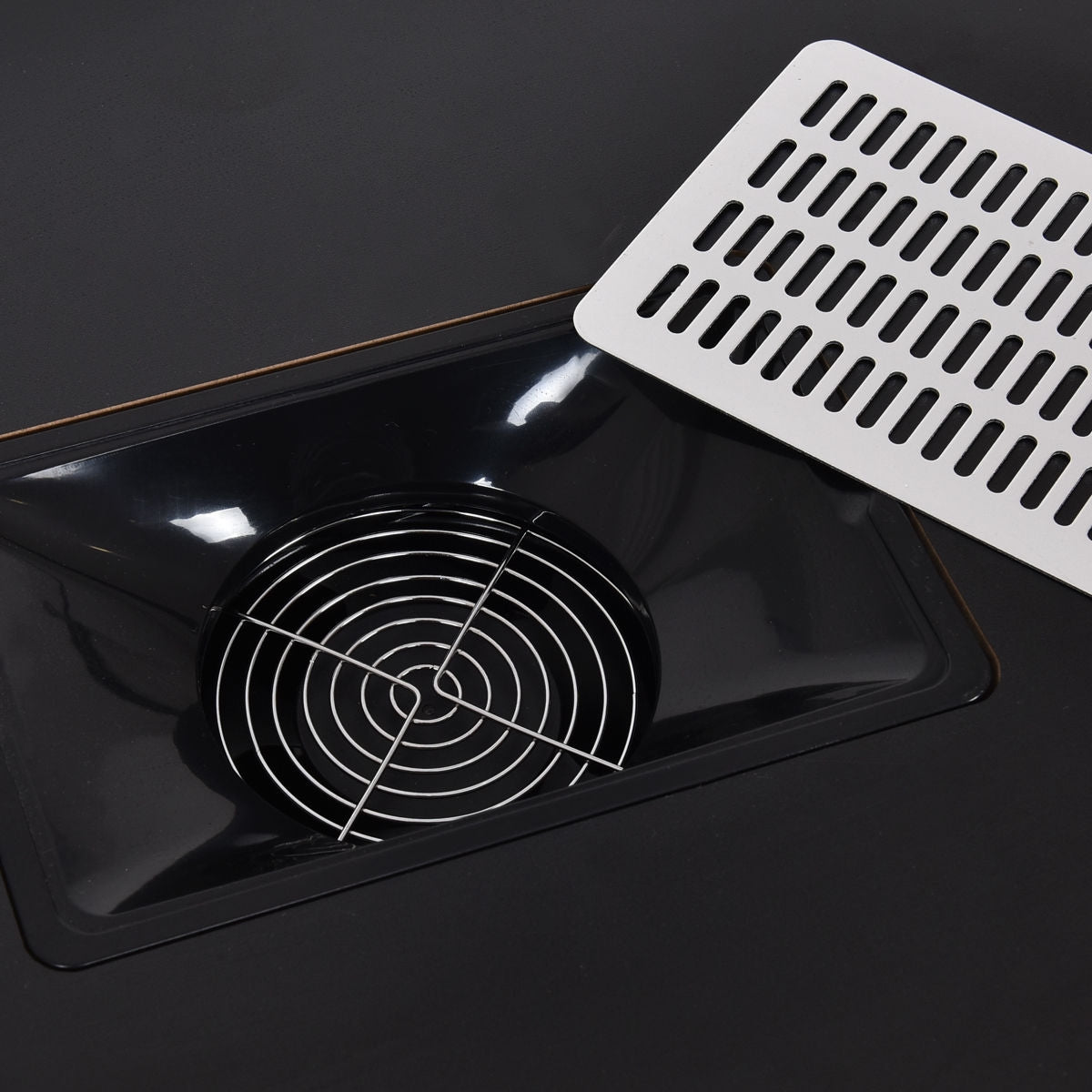 Deluxe Salon Steel Frame Manicure TableÂ