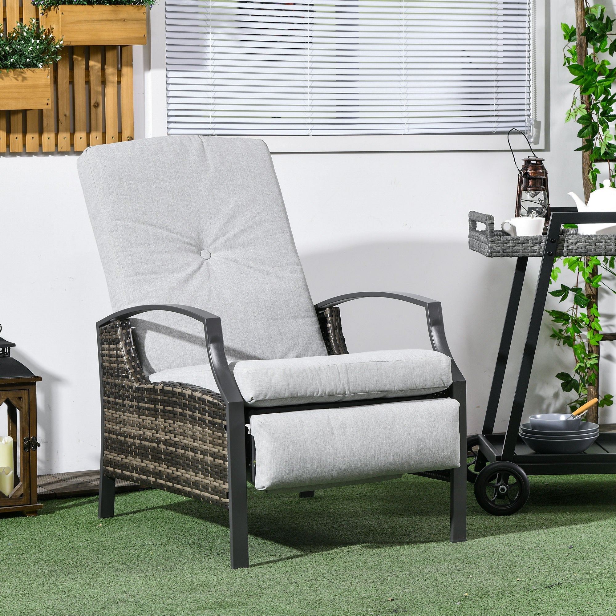 Outsunny Rattan Recliner Chair for Outside Wicker Reclining Chair with Adjustable Back Retractable Footrest Cushion Light Grey