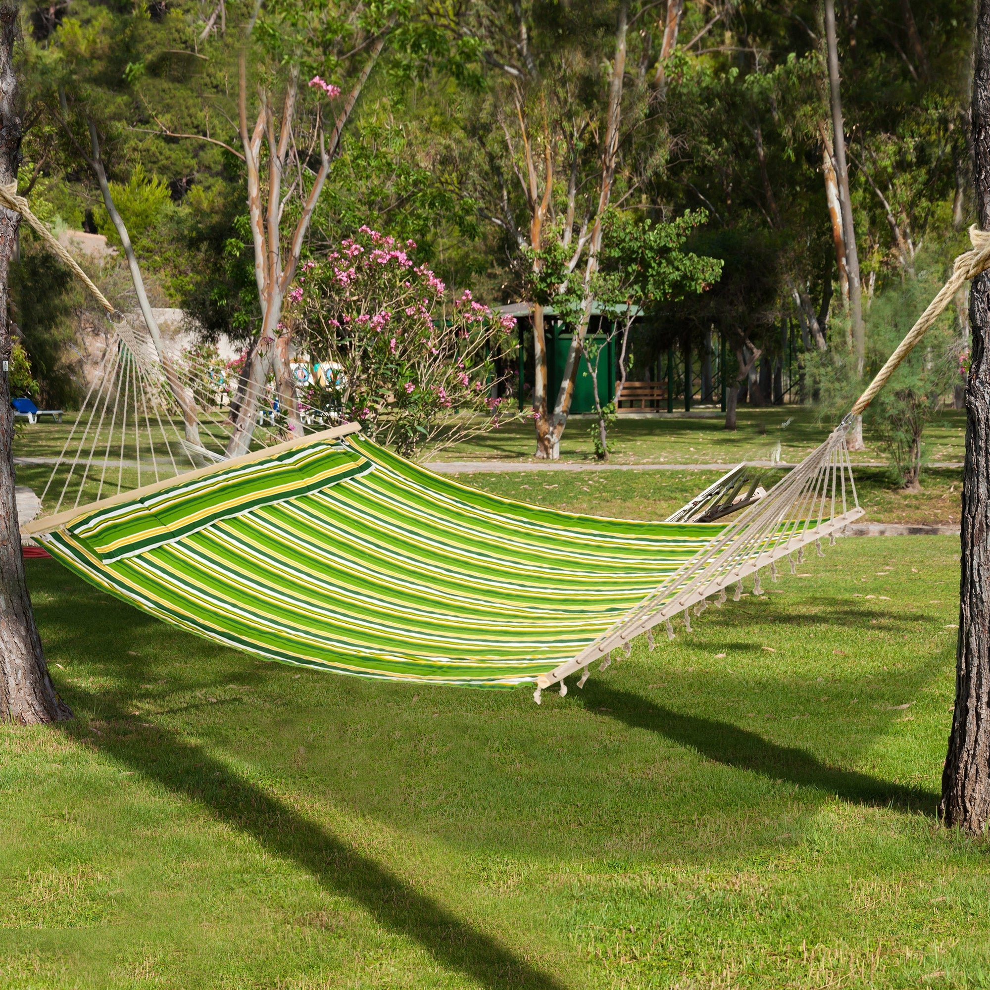 Outsunny Patio Hammock 75" Outdoor Striped Camping Lounge Bed with Pillow Durable Garden Green