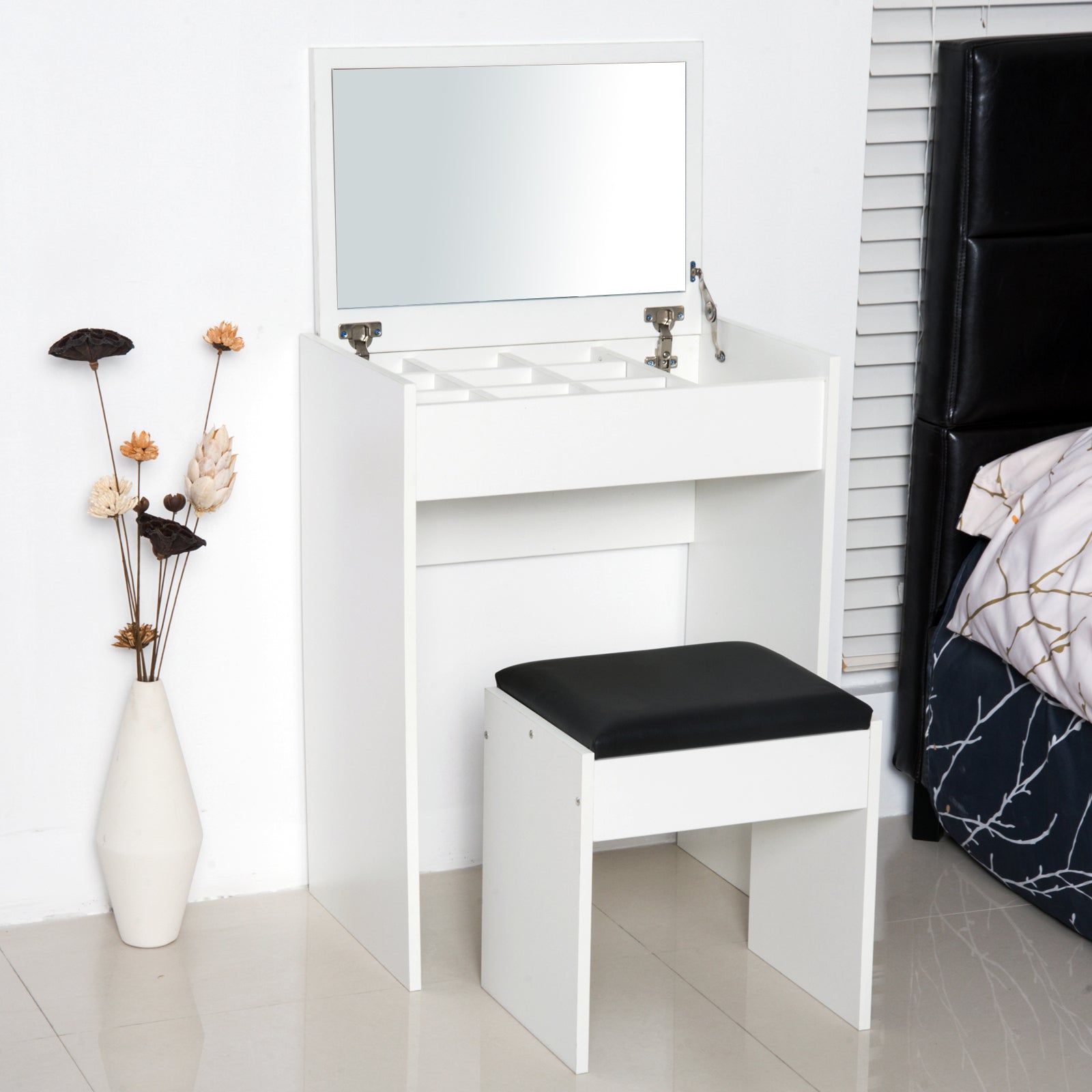 Homcom White Makeup Vanity Dressing Table With Mirror Vanity Set Stool Set Makeup Desk With Flip Top Bedroom Furniture White