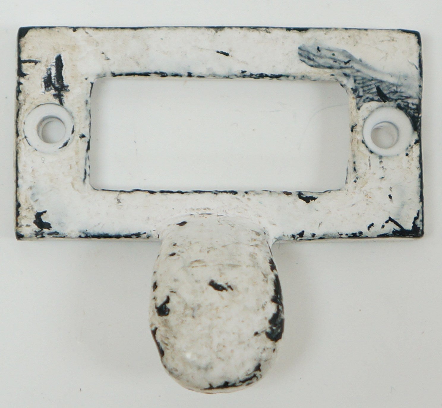 Label Area Pull White Iron