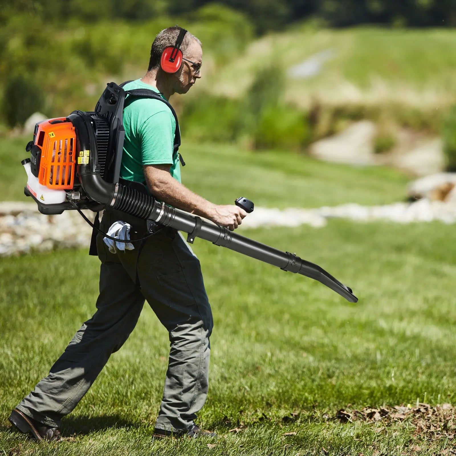 VEVOR Backpack Leaf Blower, 52CC 2-Cycle Gas Leaf Blower with 1.37L Fuel Tank, 480CFM Air Volume 175MPH Speed, Ideal for Lawn Care, Leaf Cleaning, and Snow Removal