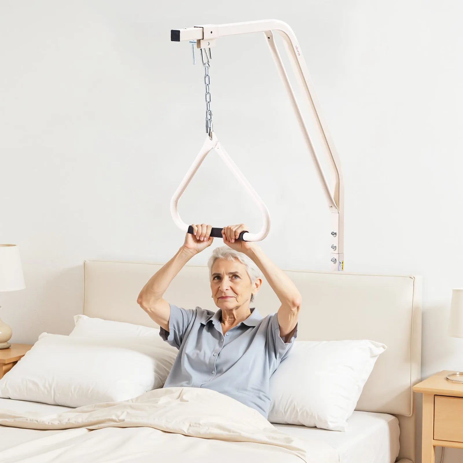 VEVOR Trapeze Bar for Bed Mobility 250LBS Bed Trapeze with Clamps & Metal Chain