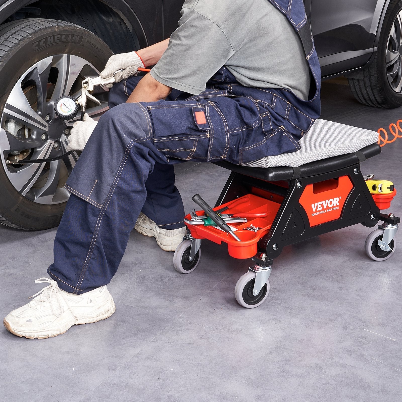 VEVOR Mechanics Stool, 300 LBS Capacity Rolling Mechanic Seat with 4" Wheels, with Three Slide Out Tool Trays and Drawer, Heavy Duty Roller Creeper Seat for Home Garage DIY Automotive