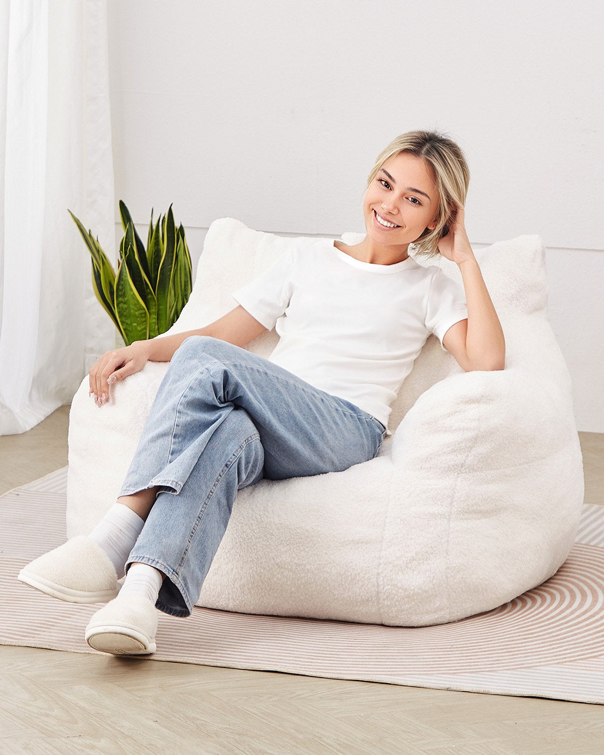 VEVOR 3 feet Bean Bag Chair with Soft Armrests and Storage Pocket White