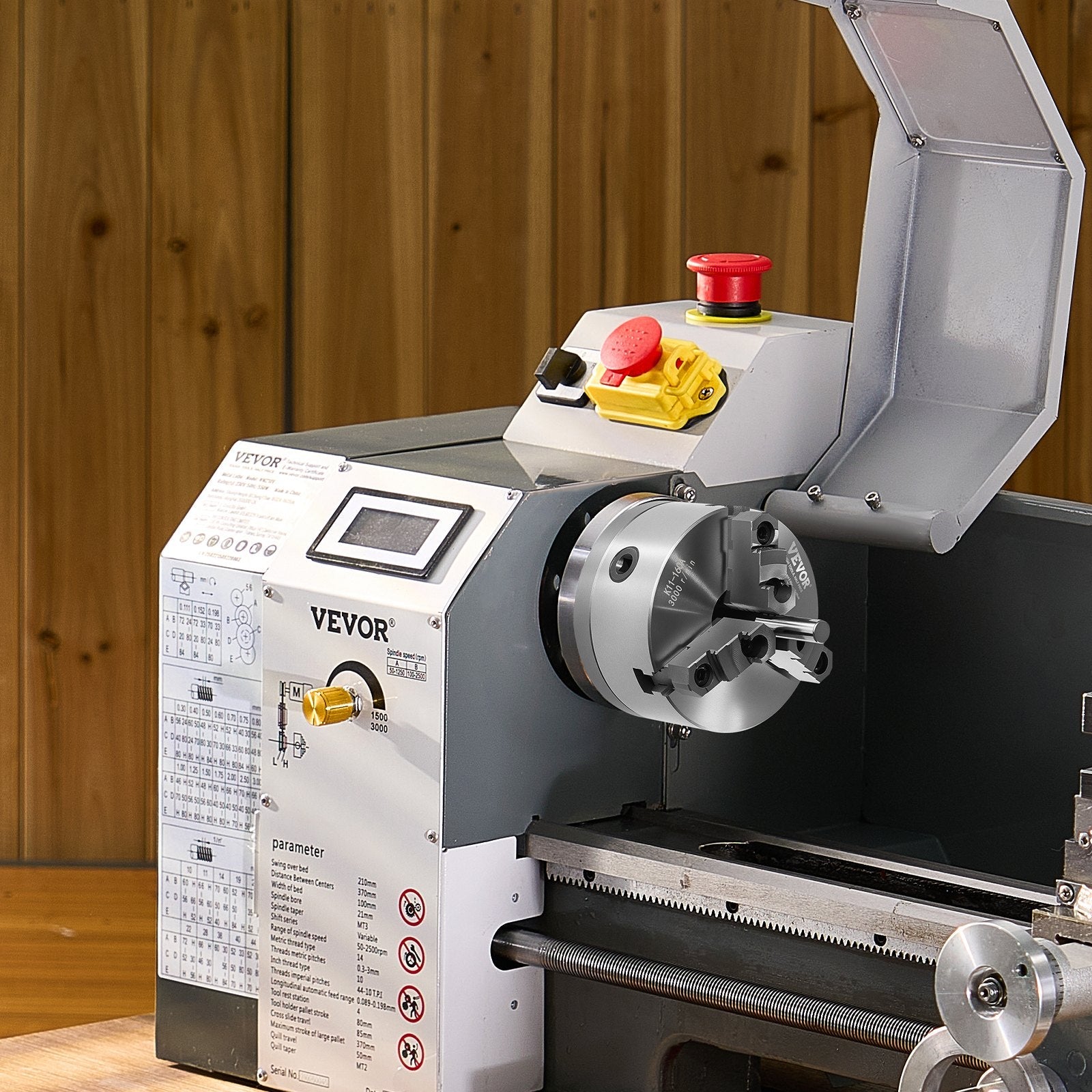 VEVOR 6 in 3-Jaw Self-Centering Lathe Chuck 1 1/2 in-8 Threaded Backing Plate