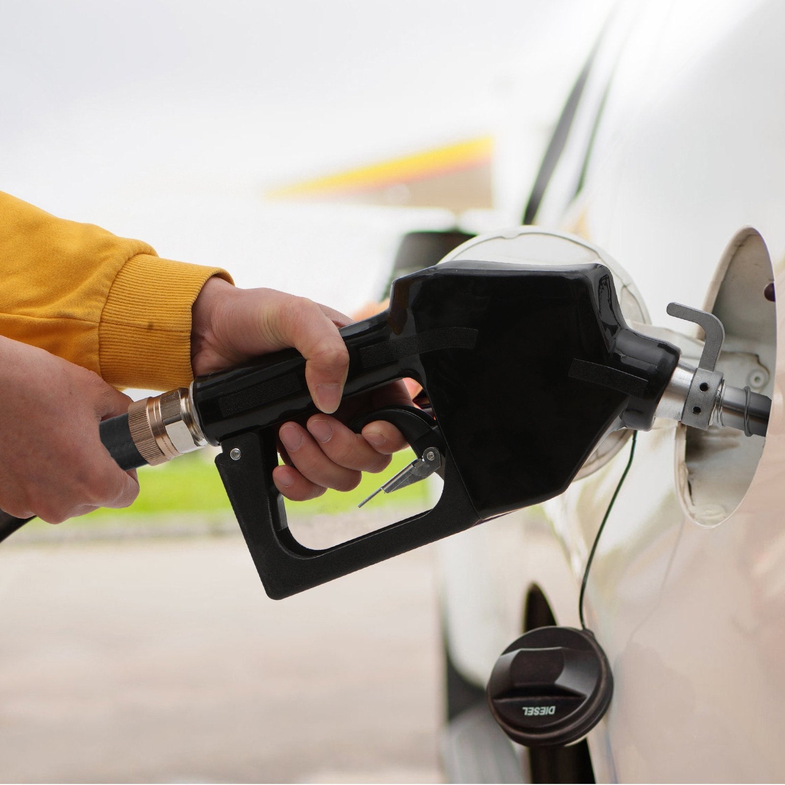 VEVOR Automatic Fuel Nozzle, 3/4" NPT Inlet Thread & 13/16" Spout, 11 GPM Max Flow Rate, Auto Shut Off, Aluminum & PVC Gas Pump Handle with 360° Swivel for Gasoline Diesel Kerosene Biodiesel Refilling