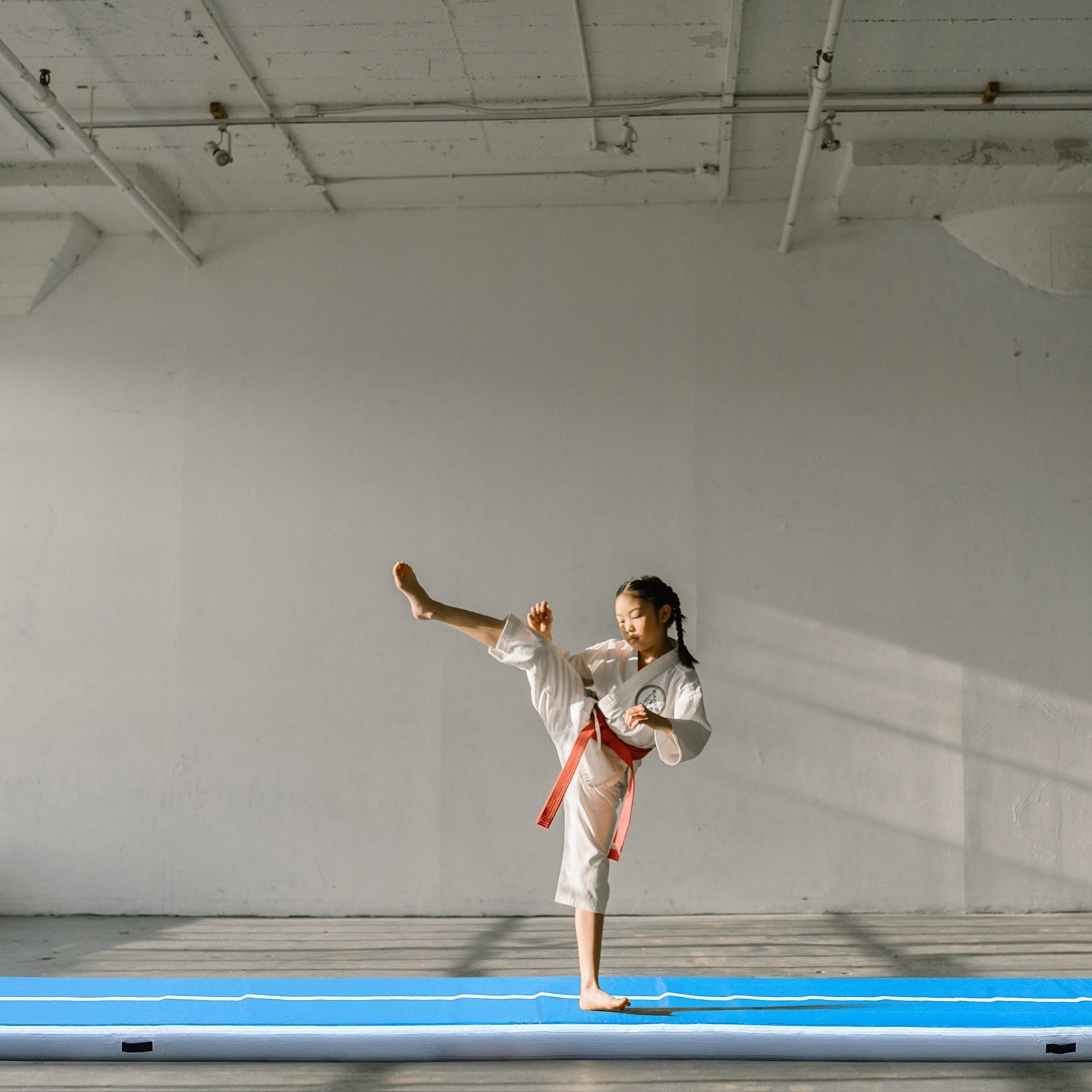 VEVOR 16FT Air Track Inflatable Airtrack Tumbling Gymnastics Mat Yoga Training