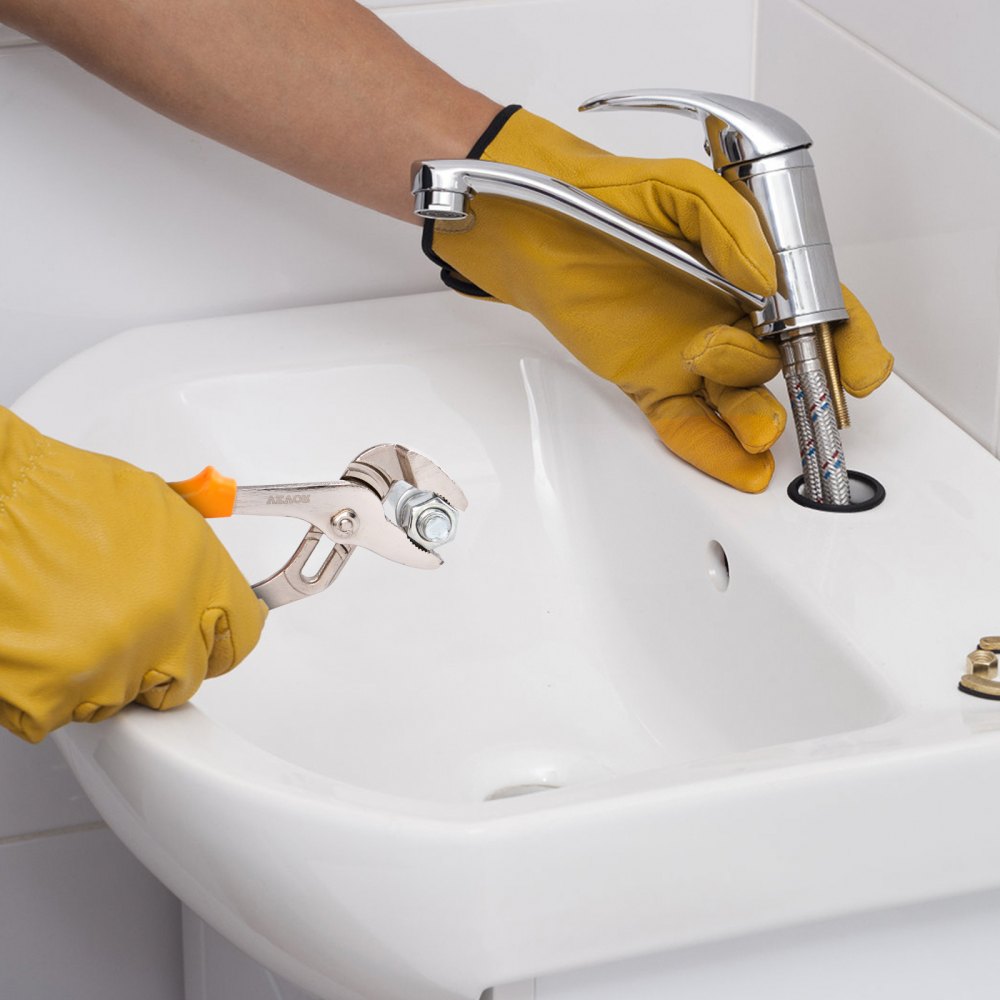 VEVOR Groove Joint Pliers Set, 3-Piece 12/10/8 inch, Heat-Treated High Carbon Steel Water Pump Pliers, Button Quick Adjustable Pliers for Home Repair, Gripping, Nuts, Bolts, Pipes, Fittings