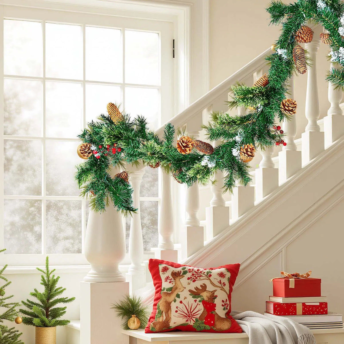 VEVOR 9-Ft Christmas Garland with 50 LED Lights, Artificial Pine Garland with Pine Cones and Berry Clusters for Mantel, Fireplace and Doorway
