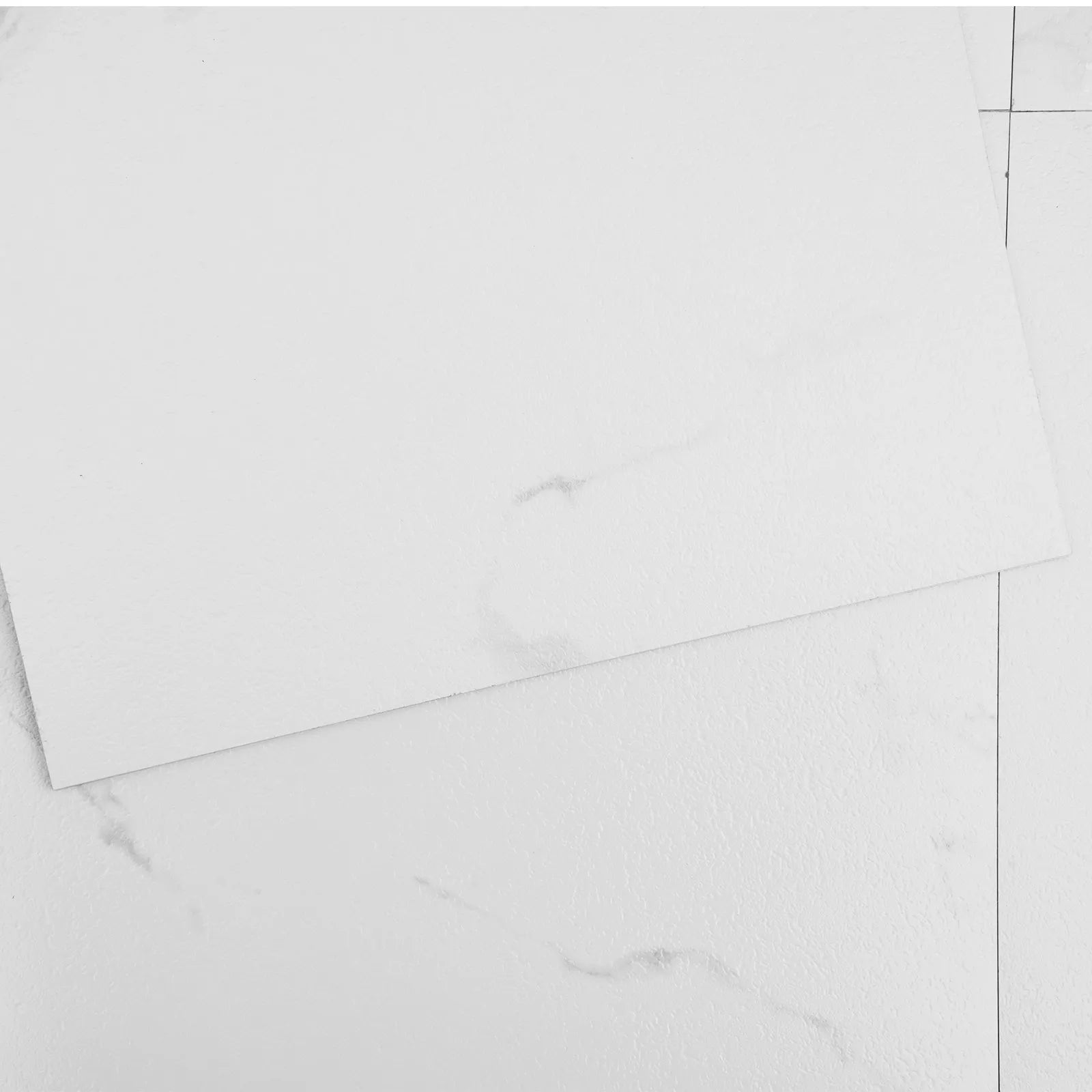 VEVOR Self Adhesive Vinyl Floor Tiles 12 x 12 inch, 50 Tiles 1.5mm Thick Peel & Stick, White Marble Texture DIY Flooring for Kitchen, Dining Room, Bedrooms & Bathrooms, Easy for Home Decor