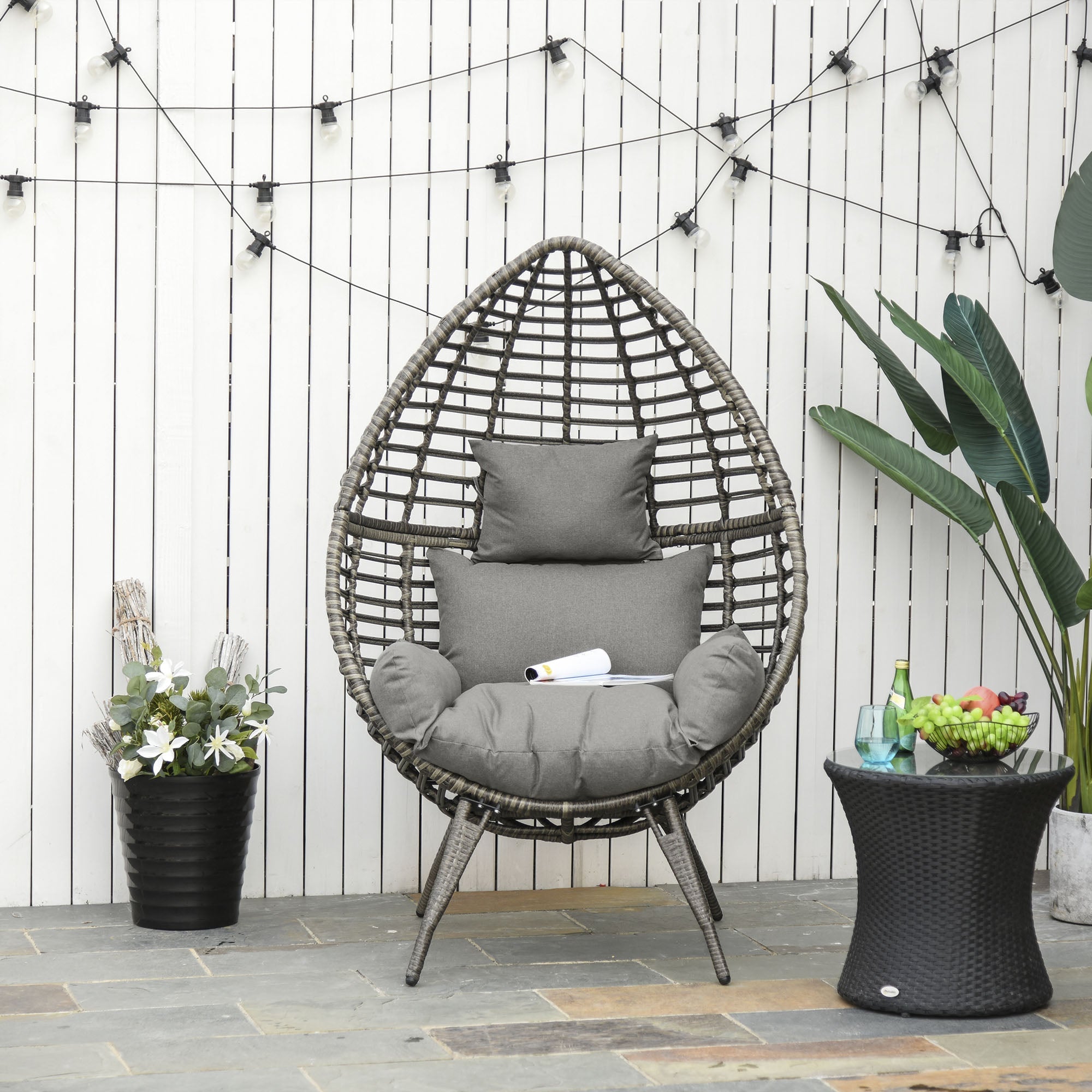 Outsunny Outdoor/Indoor Rattan Chair with Soft Cushion, Wicker Egg Lounge Chair for Backyard Garden Balcony Lawn, Grey