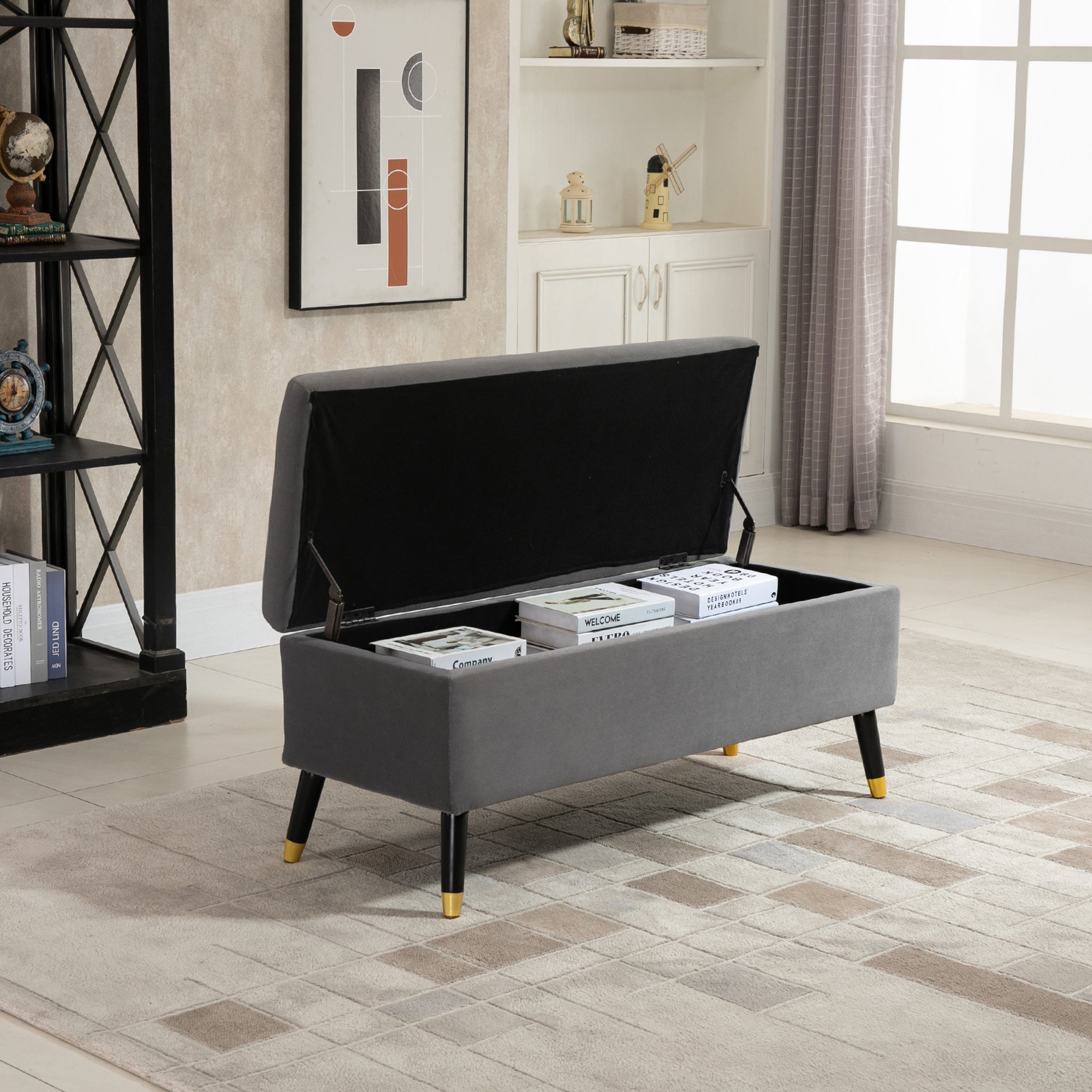 HOMCOM Fabric Storage Chest: Lift-Top Design with Wooden Legs for Versatile Seating
