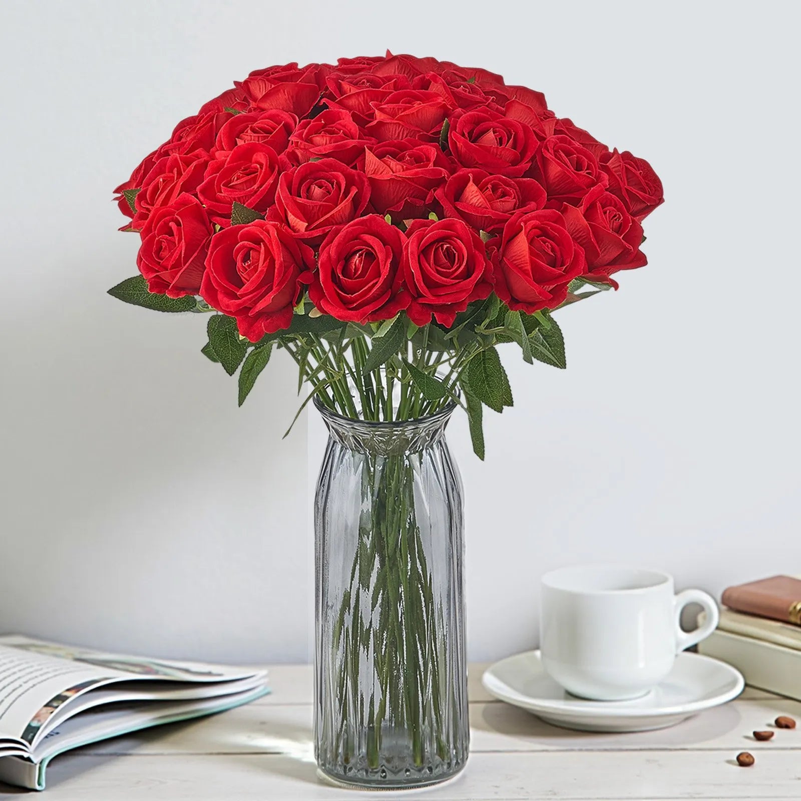 VEVOR 60 Pcs Red Roses Artificial Flowers Realistic Bouquet for Xmas Home Decor