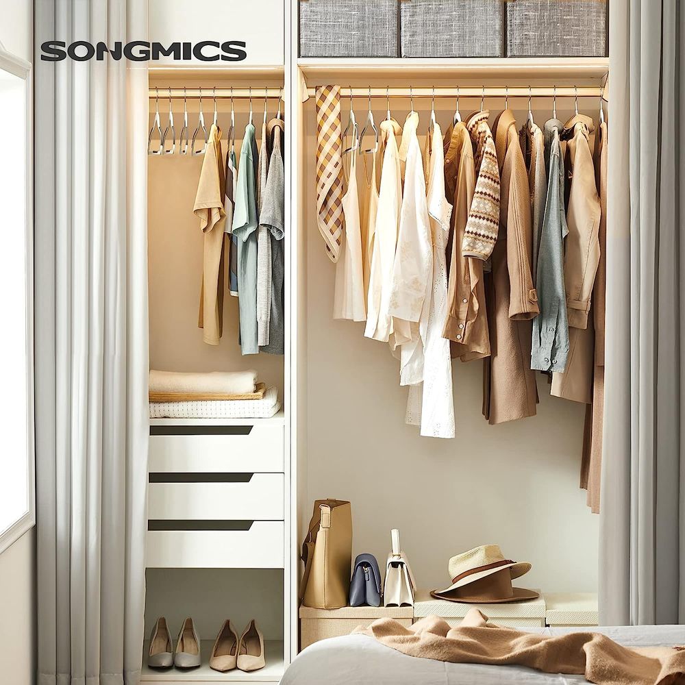 SONGMICS Pack of 50 Plastic Coat Hangers 