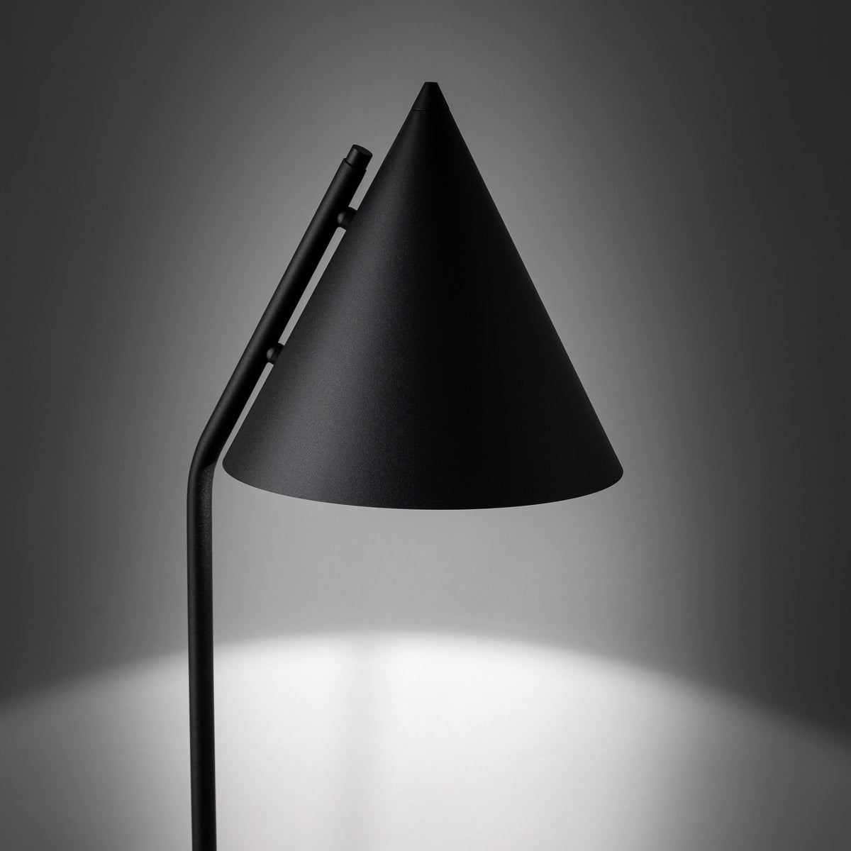 CONO Black Modern Minimalist Floor Lamp  (Clearance)
