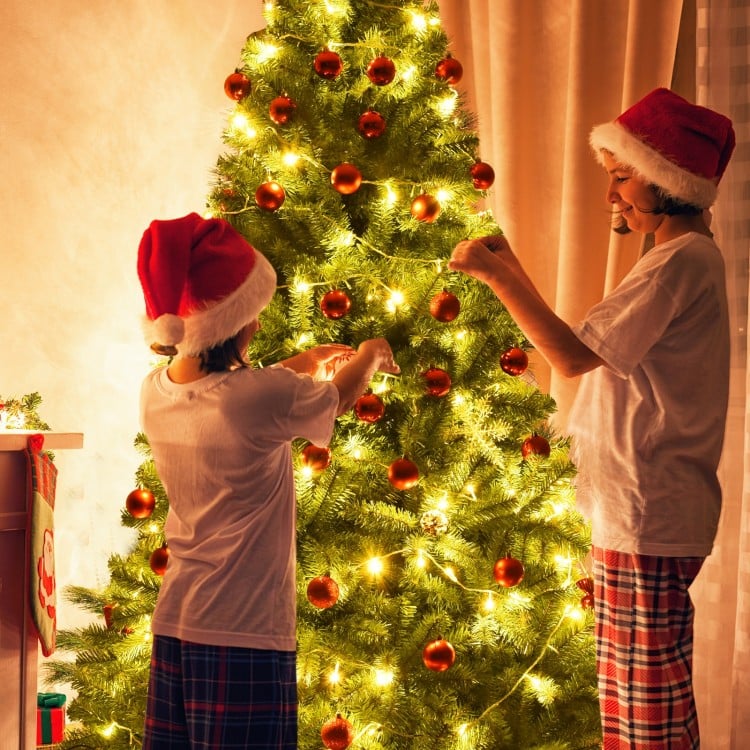 6 Feet Premium Artificial Hinged PVC Christmas Tree with Metal Stand