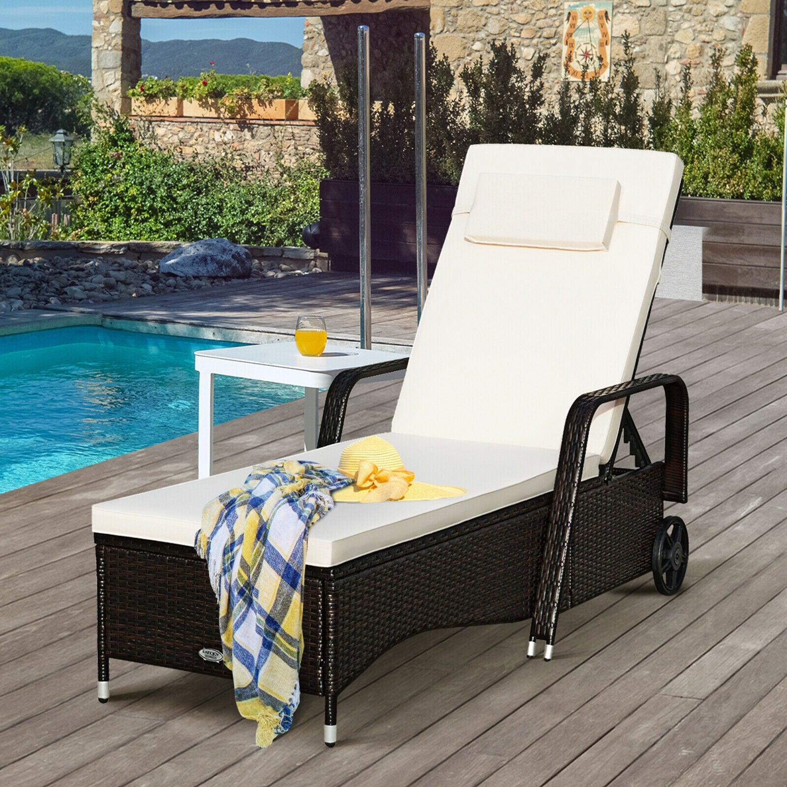 Outdoor Recliner Cushioned Chaise Lounge with Adjustable Backrest-White