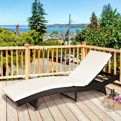 Patio Folding Chaise Lounge with 5 Adjustable Levels and Cushion-WhiteÂ 