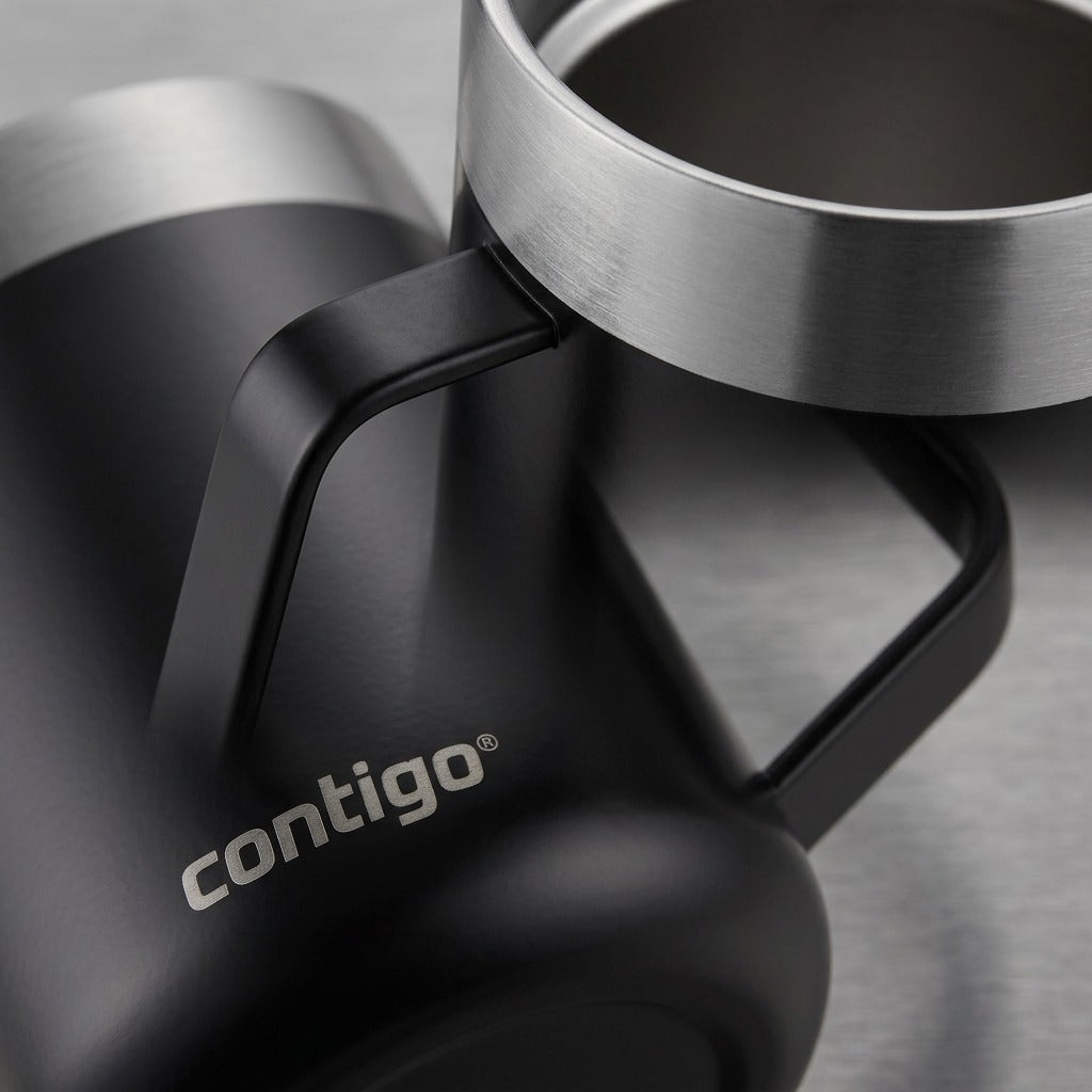 Macro detail of Contigo Streeterville handle and rim with precise finishes and depth of field.