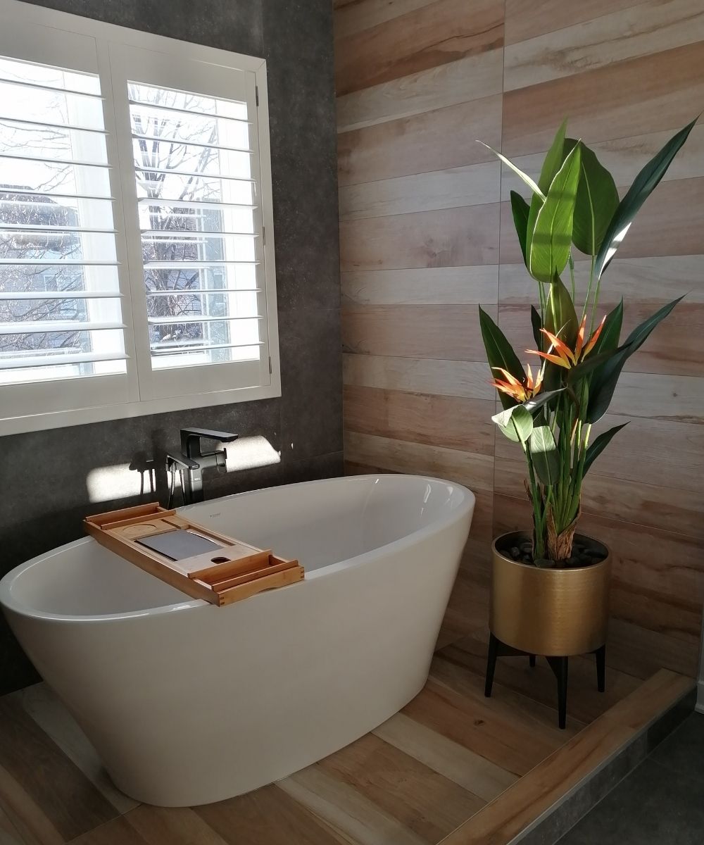 Adora -Mid-Century Modern Plant Stand With Brass Planter 