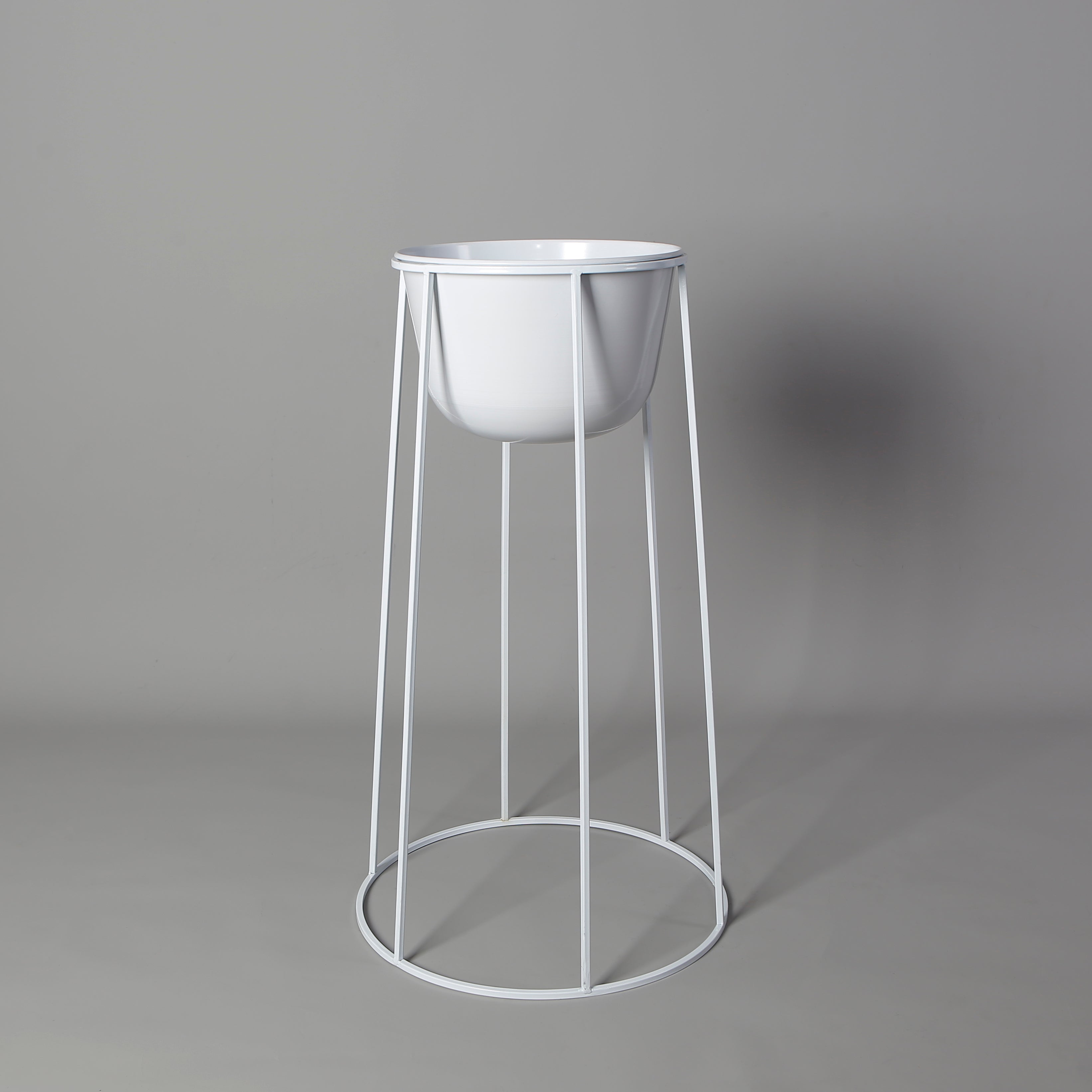 Nura White Raised Metal Pot Planter 2.5’ 