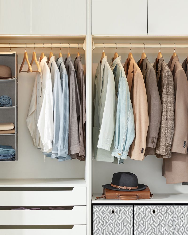 SONGMICS 20-Pack Wood Coat Hangers with Shoulder Notches 