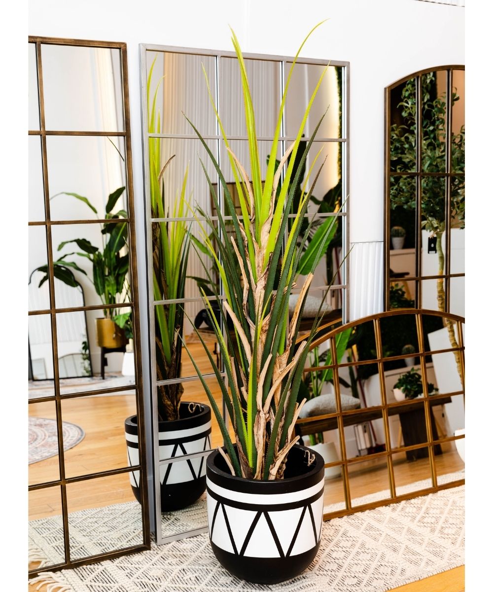 Bora Cement Planter (Multiple Sizes) 