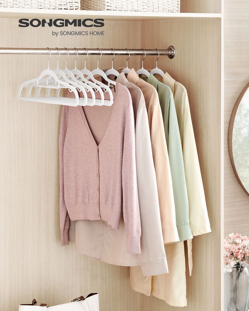 SONGMICS Heavy-Duty Plastic Hangers 