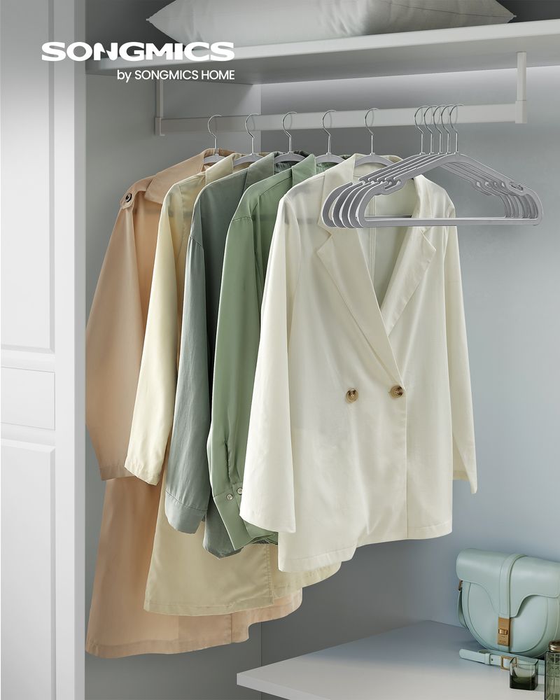 SONGMICS Heavy-Duty Plastic Clothes Hangers 50 Pack 