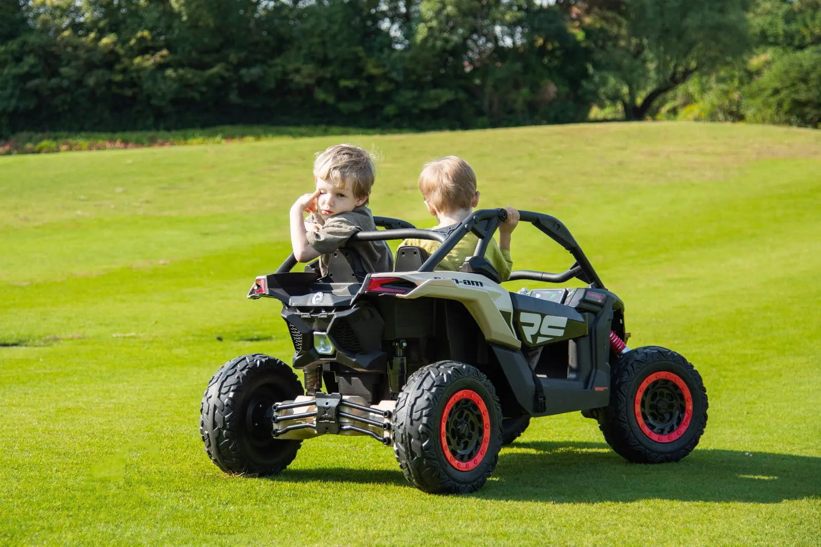 2x24V 4x4 Can Am Maverick 2 Seater Ride on UTV for Kids 