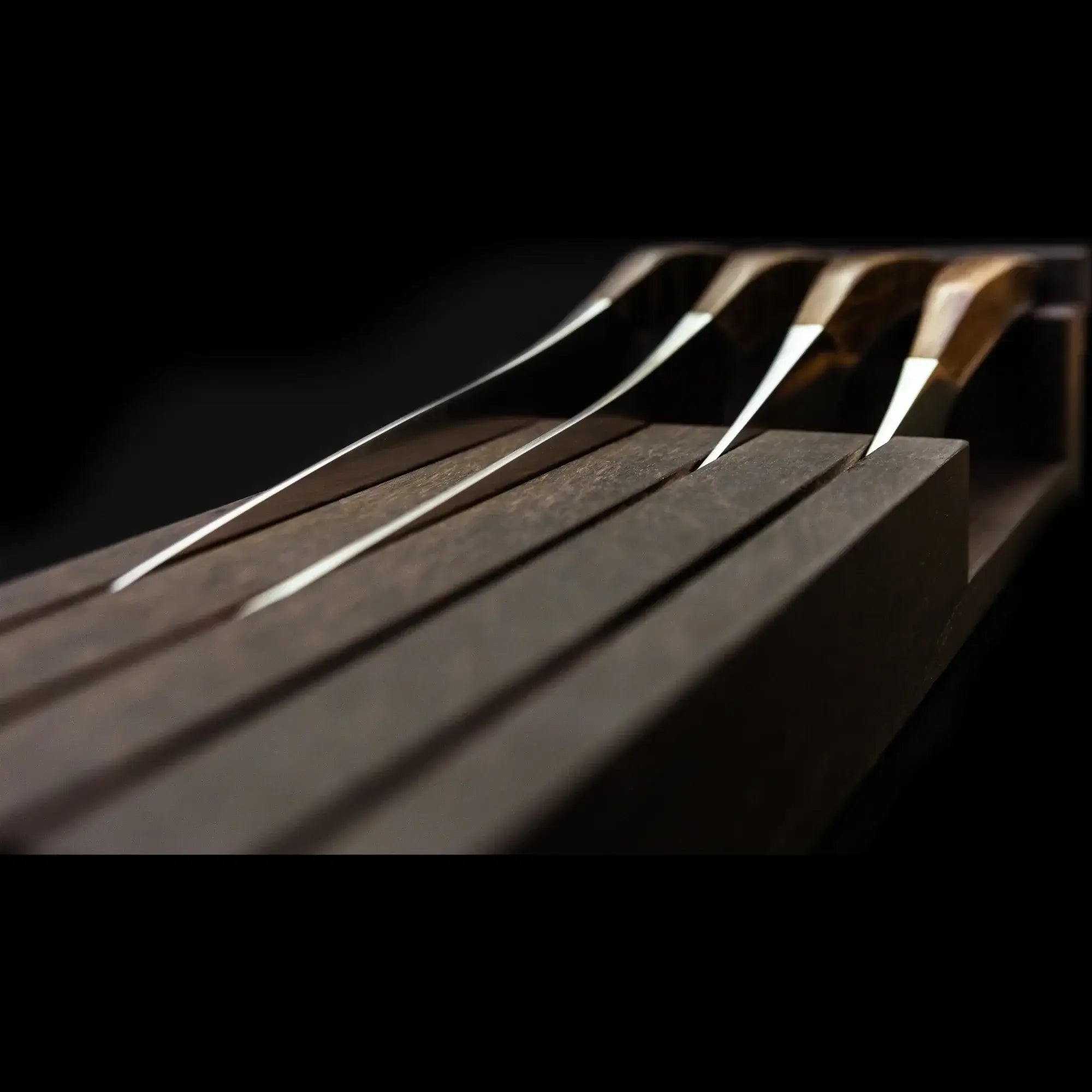 SYNCHROS | 4 piece bundle with Oak-wood Knife holder 