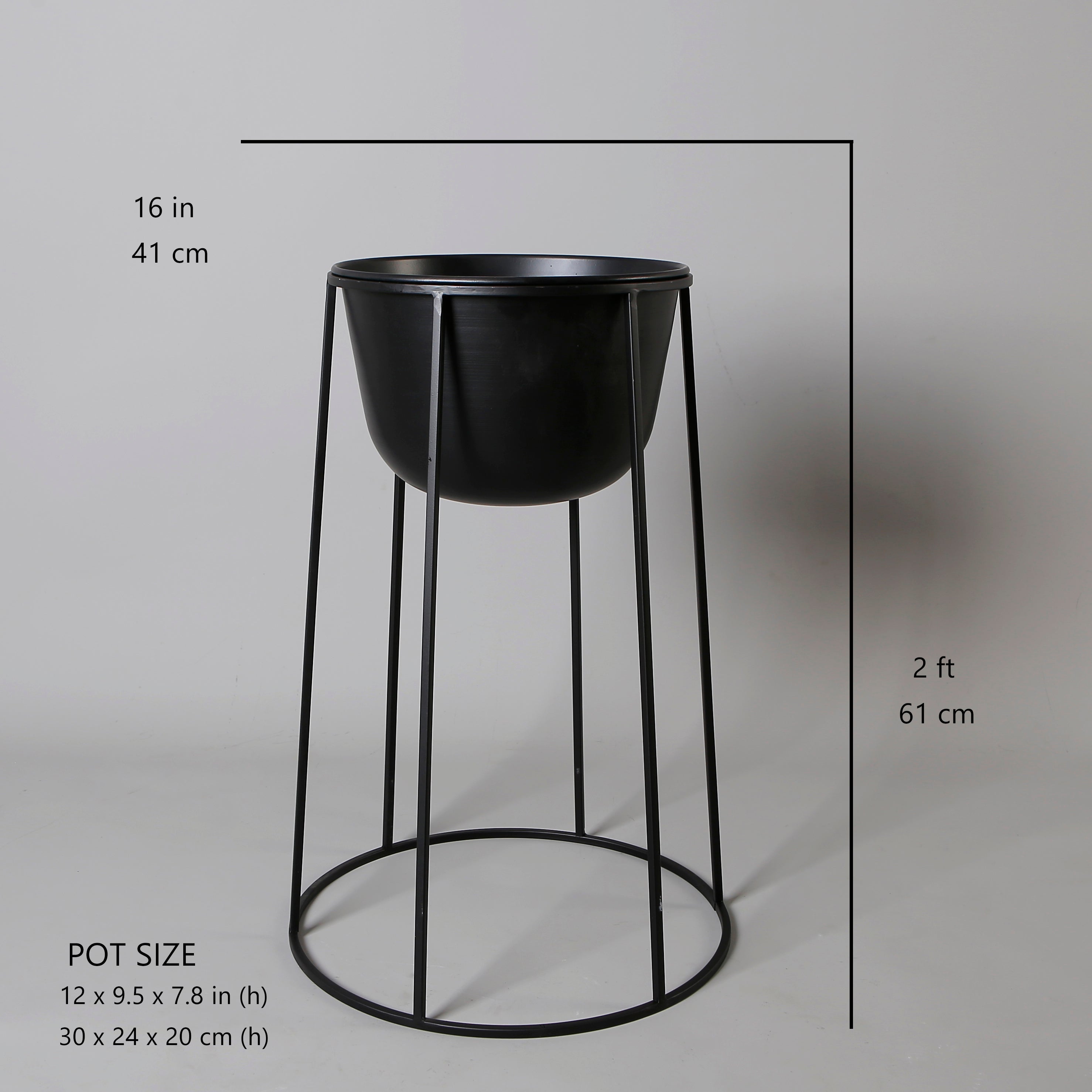 Fazel Black Raised Metal Pot Planter 2’ 