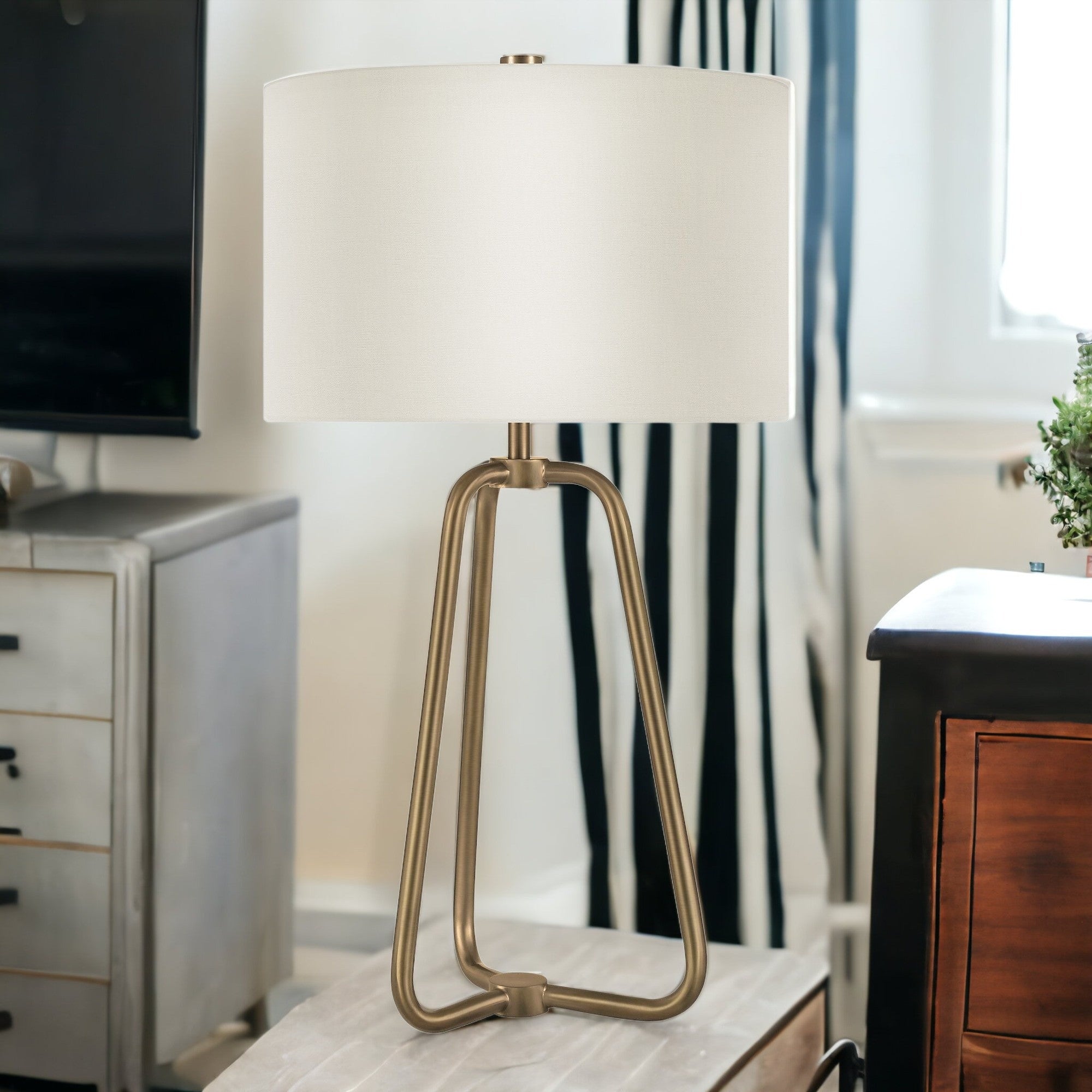25" Brass Metal Table Lamp With White Drum Shade 